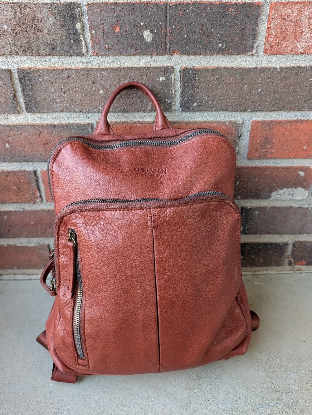 🤎EUC American Leather Company Genuine Pebble Leather Adjustable Unisex Backpack
